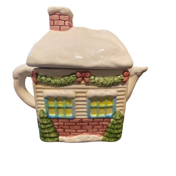 Vintage Ceramic Christmas Cottage teapot - Picture 2 of 7